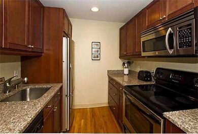 100 E Brookline St unit 3, Boston, MA 02118 - photo 7