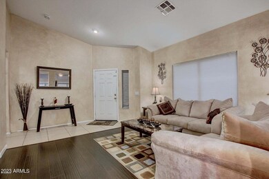 fromal living and entry