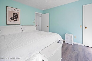 131 Sweet Briar Rd, Pocono Pines, PA 18350 - photo 6