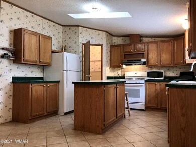 340 E Reidhead St, Show Low, AZ 85901 - photo 5