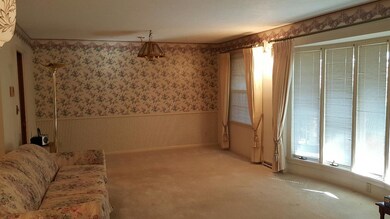Formal Living & Dining