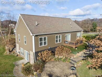 2434 Collendale, Commerce Charter Township, MI 48382 - photo 4