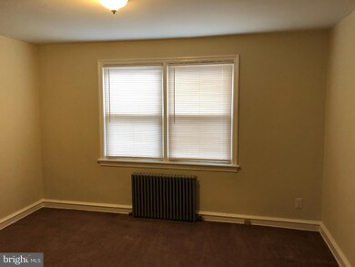 209 S Warner St, Woodbury, NJ 08096 - photo 4