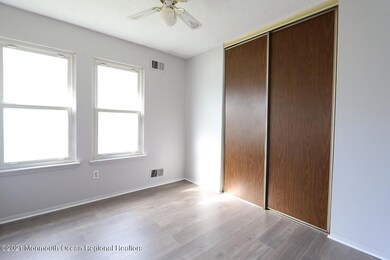 17 Commodore Ct, Barnegat, NJ 08005 - photo 7