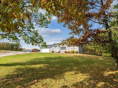 2207 231st St, Muscatine, IA 52761 - photo 3