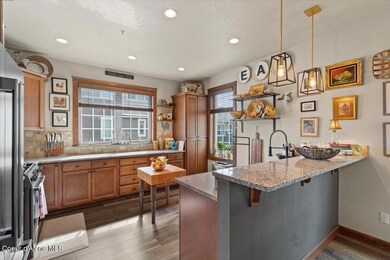 24-Kitchen