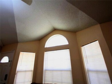 14616 Canario Dr, Horizon City, TX 79928 - photo 4