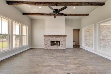 1001 Eagles Bluff Dr, Weatherford, TX 76087 - photo 4