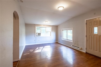 521 N 500 W, Columbus, IN 47201 - photo 2