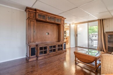 living room (4)