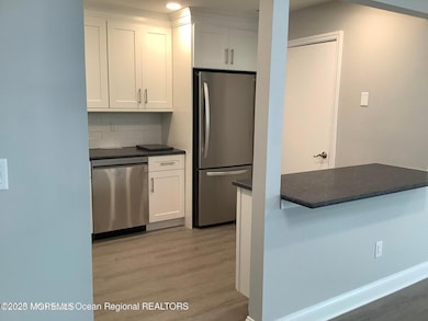 506 Harding Rd unit 6, Freehold, NJ 07728 - photo 6