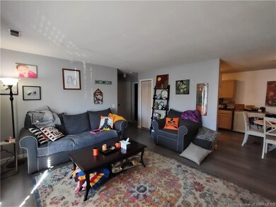 Picture is of a similar unit.