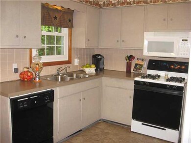 Kitchen Updated kitchen