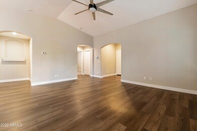 4534 E-009-002-PAT 7315-MLS_Size