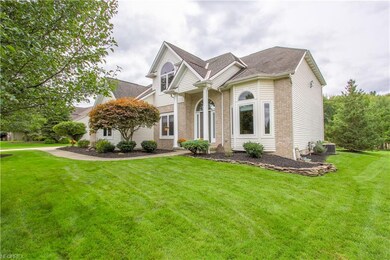 9572 Amberwood Ct, Broadview Heights, OH 44147 - photo 2