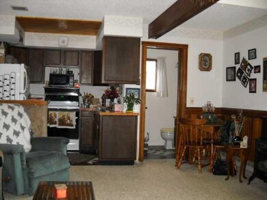 Exterior Front APT 1