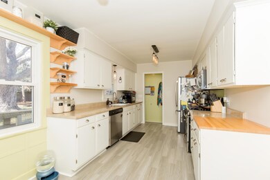 9034 Fremont Ave S, Bloomington, MN 55420 - photo 7