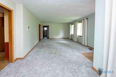 1527 Lockwood Rd, Findlay, OH 45840 - photo 6