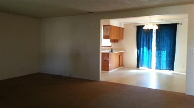 1963 McCarter Ln, Grants Pass, OR 97527 - photo 4