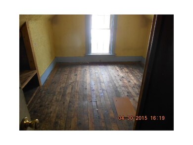 2111 E Lynn St, Anderson, IN 46016 - photo 7