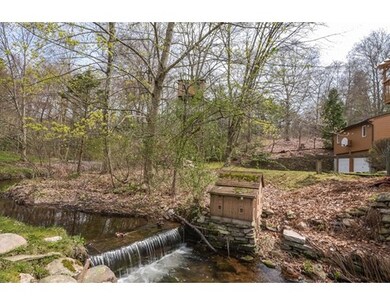 502 Neipsic Rd, Glastonbury, CT 06033 - photo 3