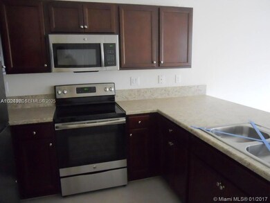 9363 W 33rd Ln unit 9363, Hialeah, FL 33018 - photo 5
