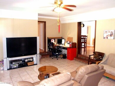 6621 Nathan Dr S, Jacksonville, FL 32216 - photo 5