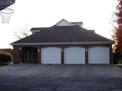 3 car garage