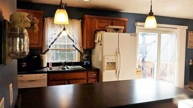 312 Reservoir St, Norton, MA 02766 - photo 3