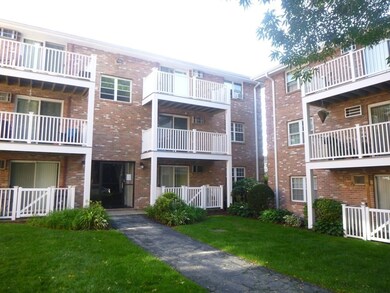 5 Karen Cir unit 11, Billerica, MA 01821 - photo 3