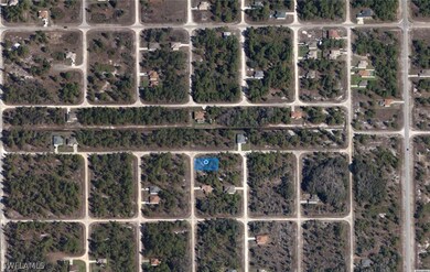 827 Knox Ave S, Lehigh Acres, FL 33974 - photo 5