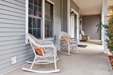 9 Exeter Cir, Beacon, NY 12508 - photo 2