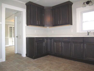 9 Pierce St, Concord, NH 03301 - photo 5