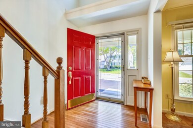 10 Burnt Woods Ct, Germantown, MD 20874 - photo 3