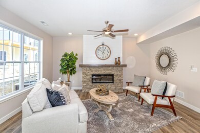 4002 W Worley #33