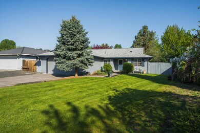 Avonlea Circle-45