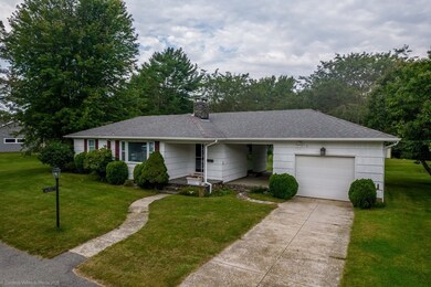 31 George St, South Dartmouth, MA 02748 - photo 4