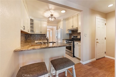 17619 Miranda St, Encino, CA 91316 - photo 3