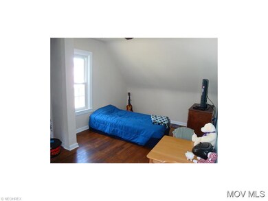 Bedroom 3 (captured)
