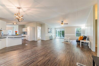 256 Kelly Brook Ln, Weatherford, TX 76087 - photo 6