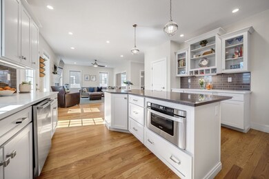 22 Sheridan Cir, Winchester, MA 01890 - photo 6