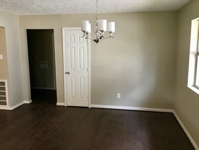 16903 Creek Line Dr, Friendswood, TX 77546 - photo 3