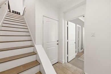 4211 Rawlins St unit 525, Dallas, TX 75219 - photo 3