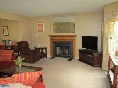 401 Monta Vista Ave, Folsom, PA 19033 - photo 4