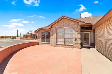 101 Lago Lindo Dr, Horizon City, TX 79928 - photo 3