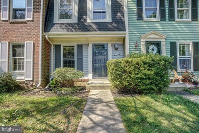 20513 Strath Haven Dr, Montgomery Village, MD 20886 - photo 5
