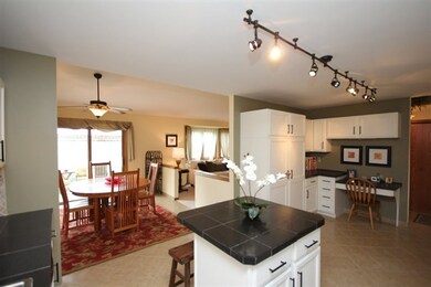 640 Cherry Wood Dr, Oregon, WI 53575 - photo 5