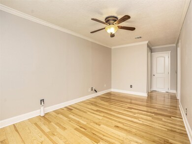 3823 Daphne St, Houston, TX 77021 - photo 6