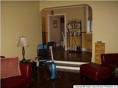 200 Hart Blvd unit 6G, Staten Island, NY 10301 - photo 4