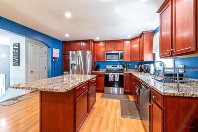 48 Joppa Rd, MerriMacK, NH 03054 - photo 4